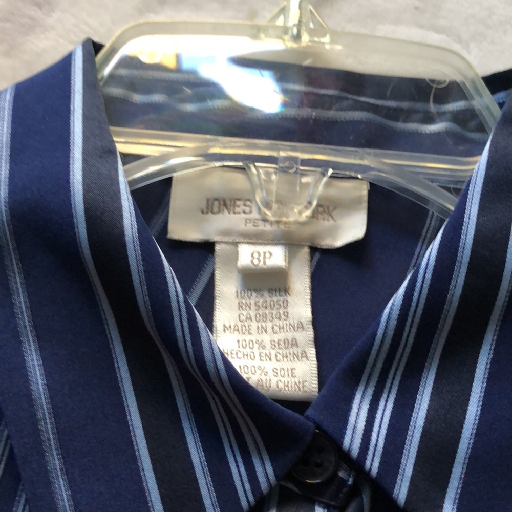 Jones New York 8P Silk blouse